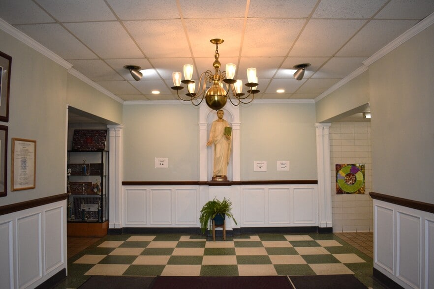 More Photos Of 35781 Stevens Blvd, Eastlake Schools For Sale