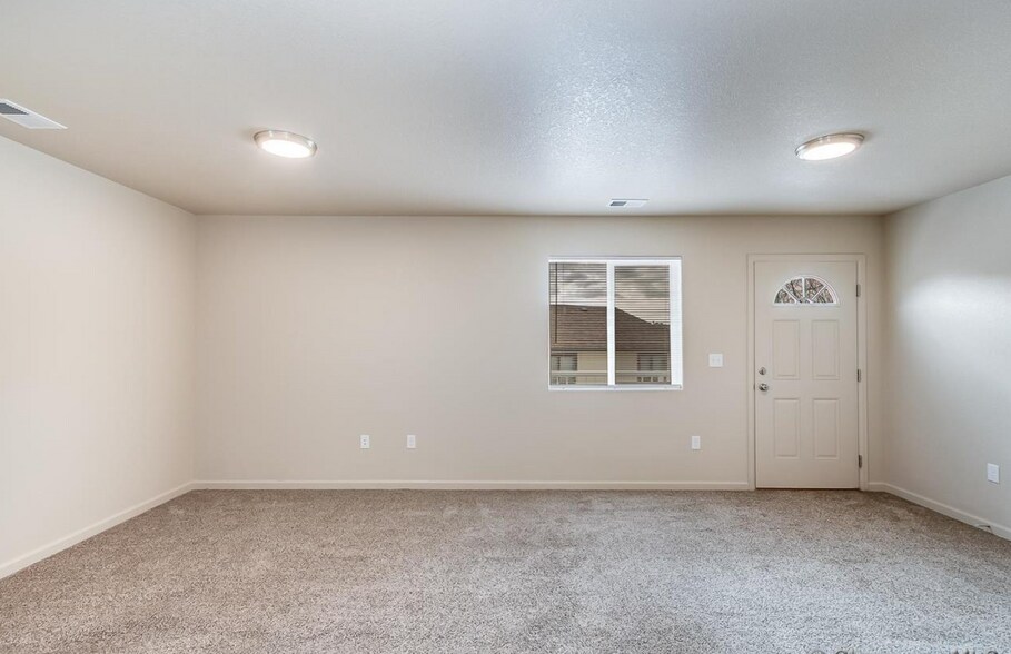 More Photos Of 1793 Spring Ct, Cheyenne Apartments For Sale