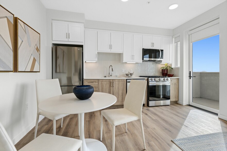More Photos Of 3943 Oregon St, San Diego Apartments For Sale