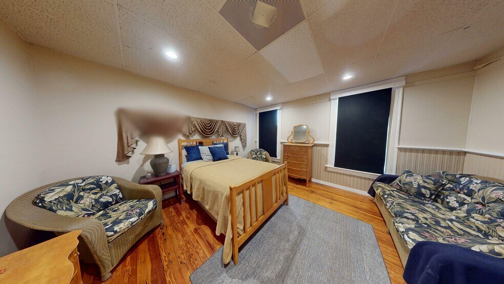 More Photos Of 101 W 1st St, Sanford Storefront For Sale