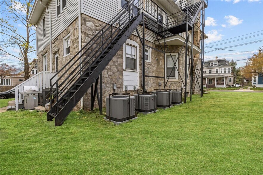 More Photos Of 816 Collings Ave, Collingswood Apartments For Sale