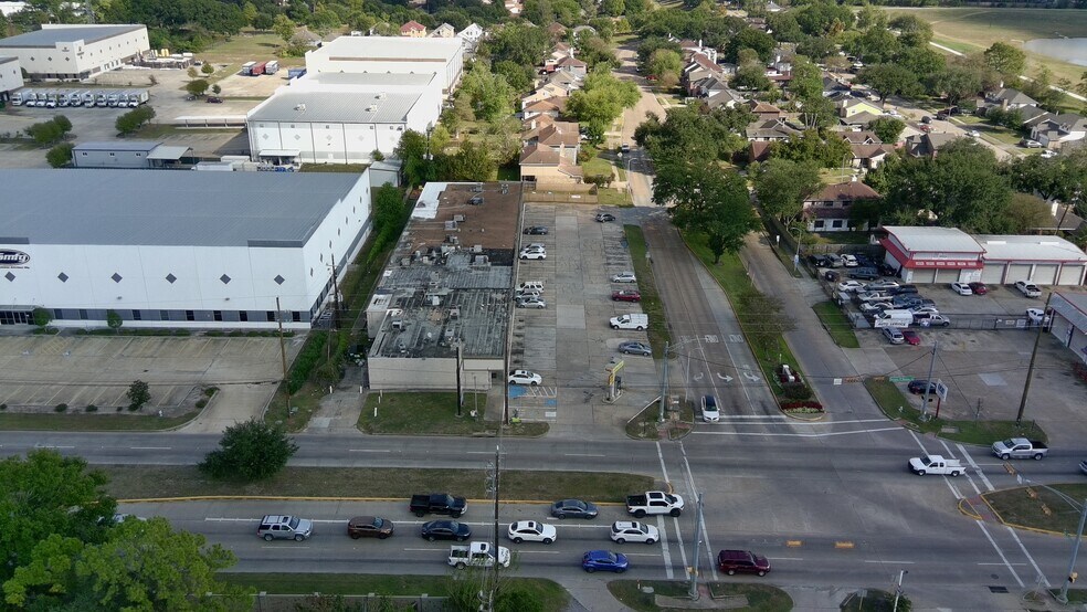 More Photos Of 7410-7422 Fairbanks N Houston Rd, Houston Storefront For Lease