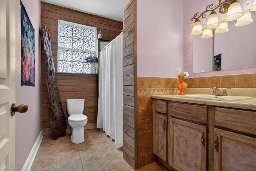More Photos Of 834 Josephine St, New Orleans Apartments For Sale