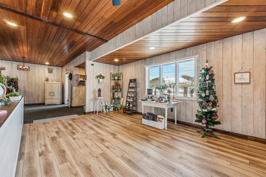 More Photos Of 8557 Mason Dixon Hwy, Meyersdale General Retail For Sale