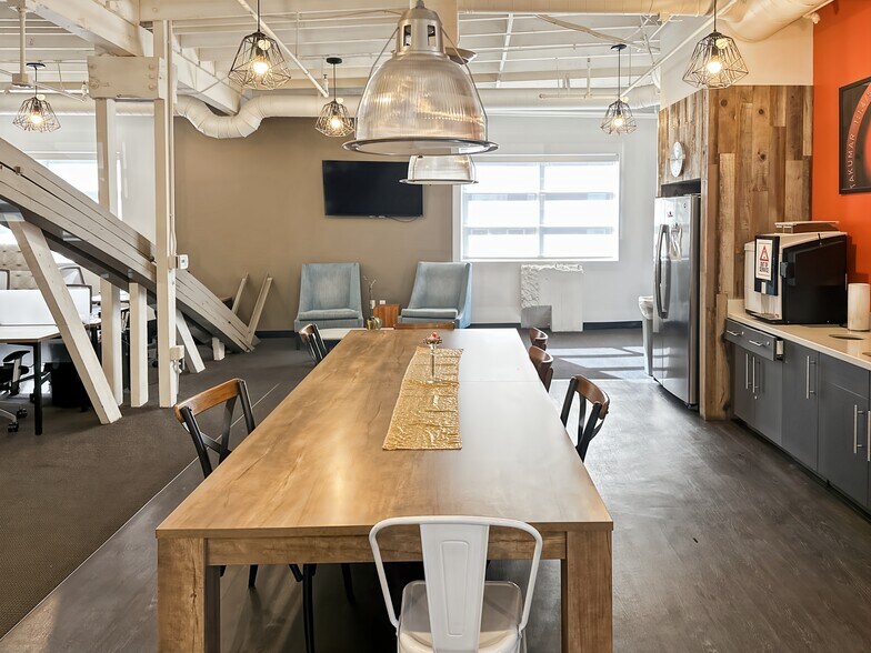 More Photos Of 201 N Brand Blvd, Glendale Coworking Space