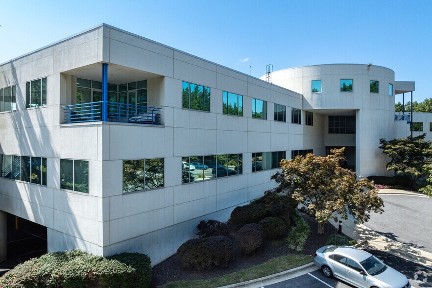 More Photos Of 201 Defense Hwy, Annapolis Office For Sale