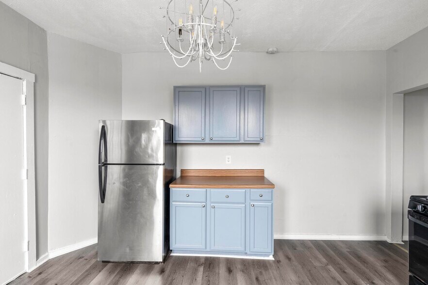 More Photos Of 123-125 North St, New Britain Apartments For Sale