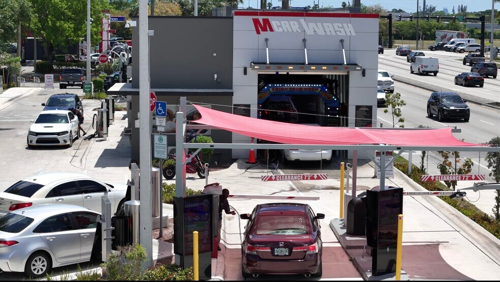 More Photos Of 1080 NW 31st Ave, Fort Lauderdale Carwash For Sale