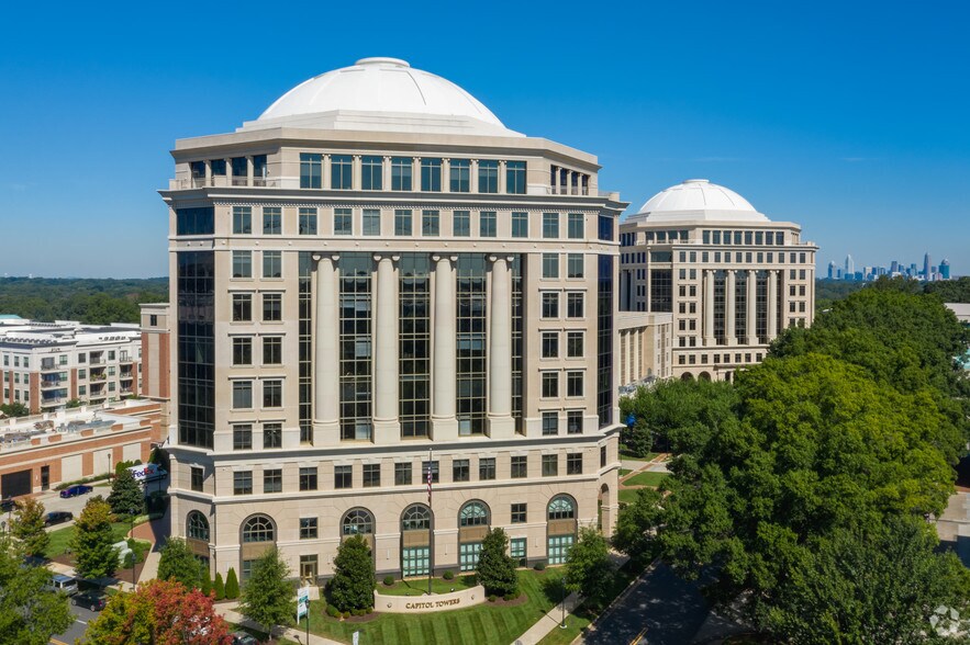 More Photos Of 4250 Congress St, Charlotte Office For Lease