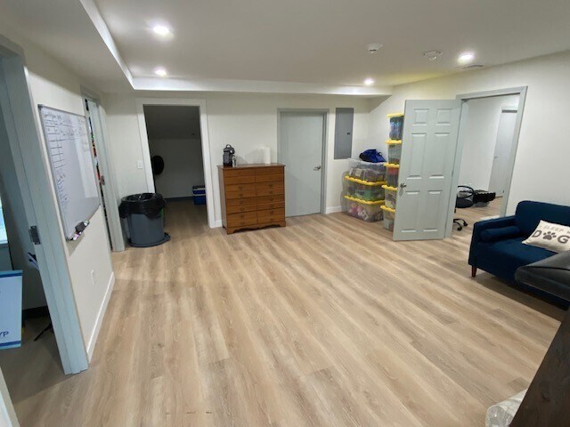 More Photos Of 764 Plain St, Marshfield Office Residential For Lease