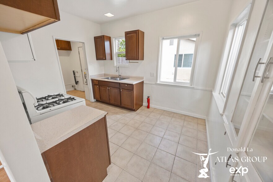 More Photos Of 2835 Casitas Ave, Altadena Multifamily For Sale