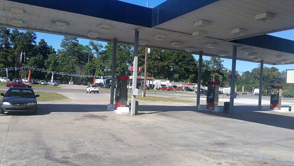 More Photos Of 4000 Highway 28 E, Pineville Service Station For Sale