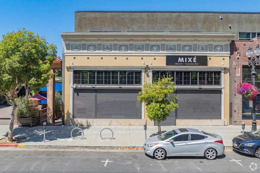 More Photos Of 2335-2345 Broadway, Oakland Unknown For Lease