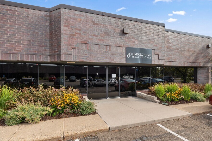 More Photos Of 425 Etna St, Saint Paul Light Manufacturing For Lease