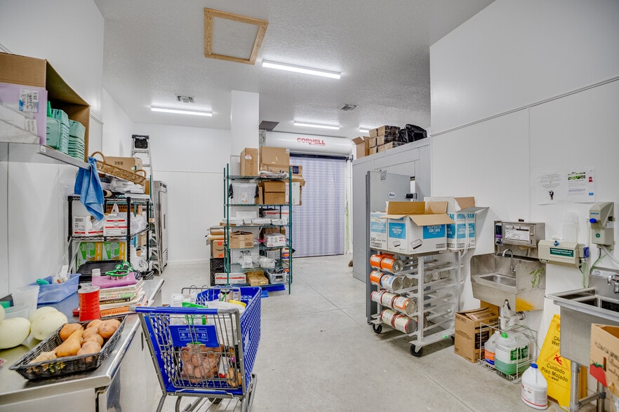 More Photos Of 3700 9th St SW, Vero Beach Restaurant For Sale