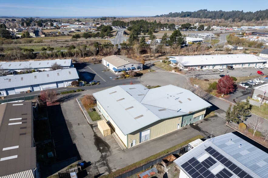 More Photos Of 45 Ericson Ct, Arcata Warehouse For Sale