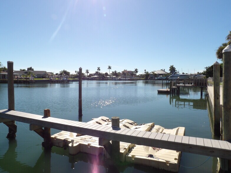 More Photos Of 11705 3rd St E, Treasure Island Apartments For Sale