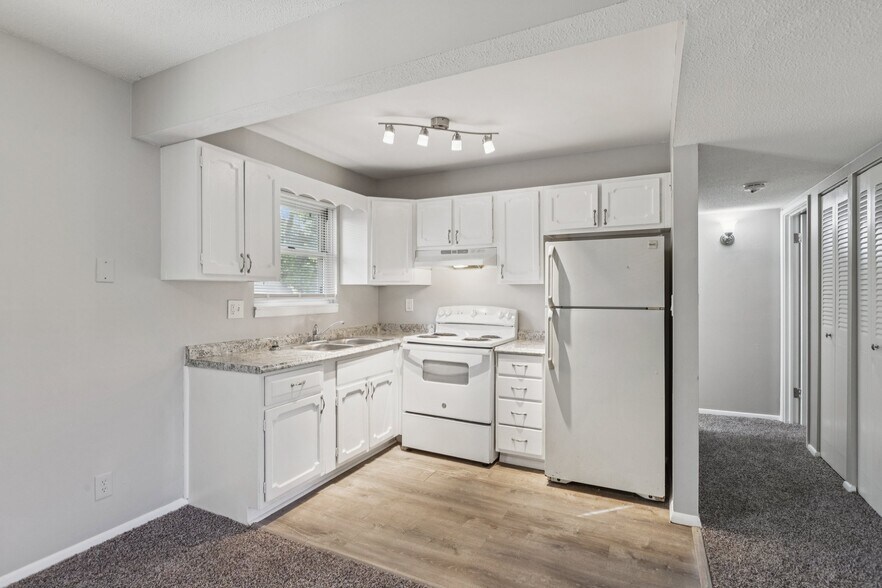 More Photos Of 8000-8034 E 88th Ter, Kansas City Apartments For Sale