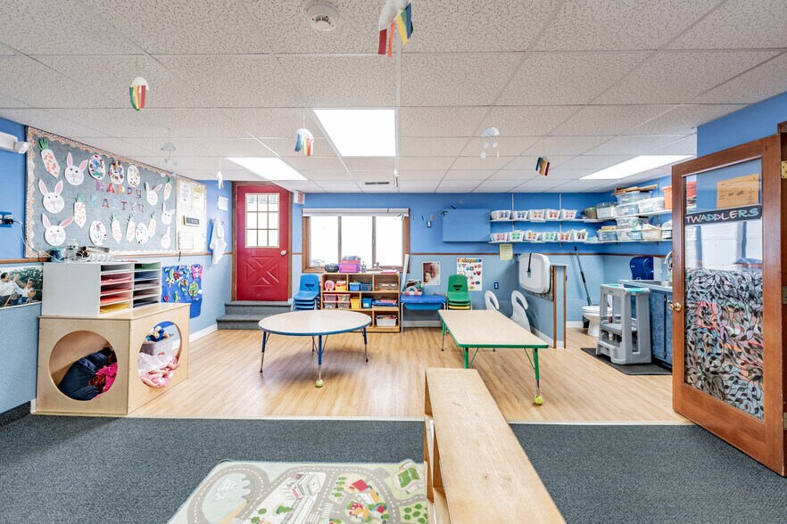 More Photos Of 1251 E Mountain Rd, Westfield Daycare Center For Sale