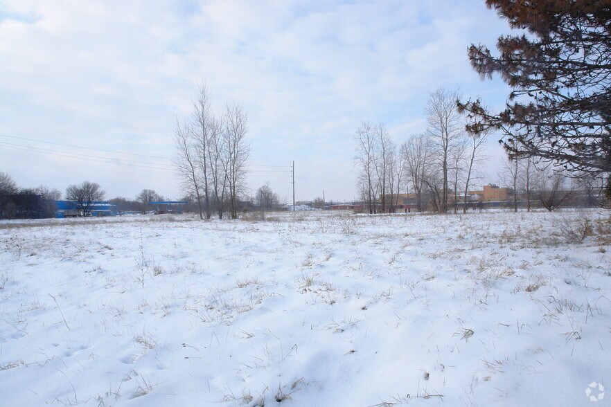 More Photos Of James P Cole Blvd, Flint Land For Lease