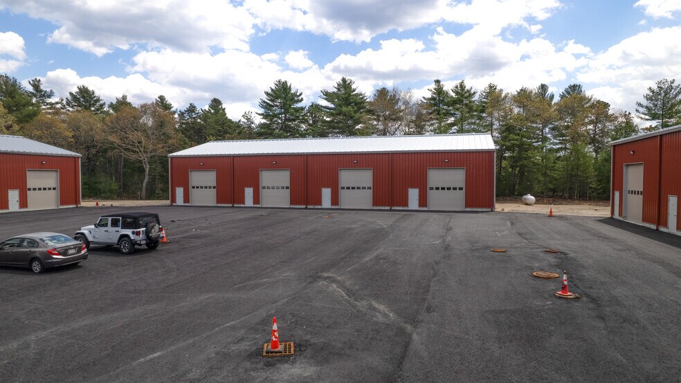 More Photos Of 25 Aero Park dr, Plymouth Unknown For Lease