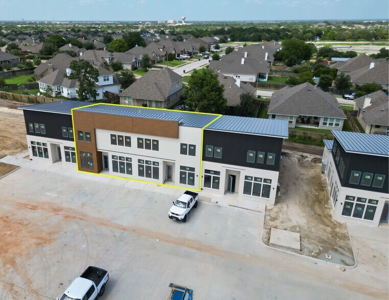 More Photos Of 2800 Barron Rd, College Station Office For Sale
