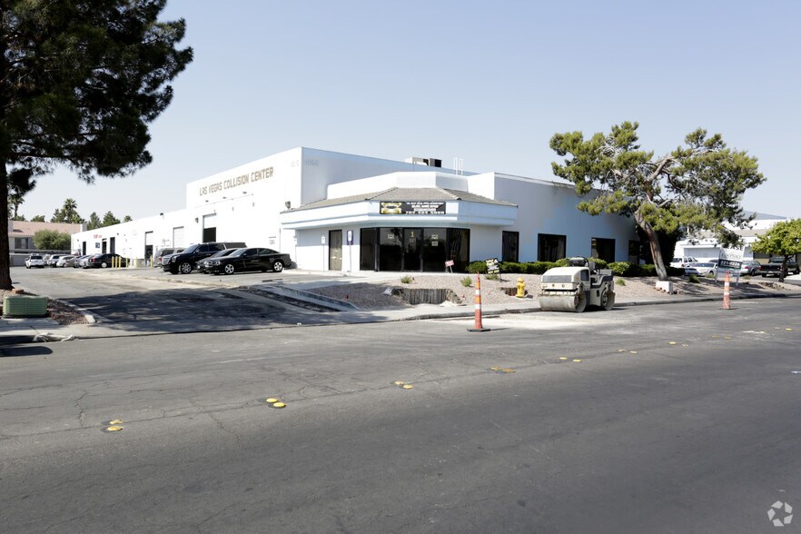 More Photos Of 4695 W Nevso Dr, Las Vegas Light Distribution For Lease