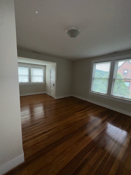 More Photos Of 2319 Avenham Ave SW, Roanoke Apartments For Sale