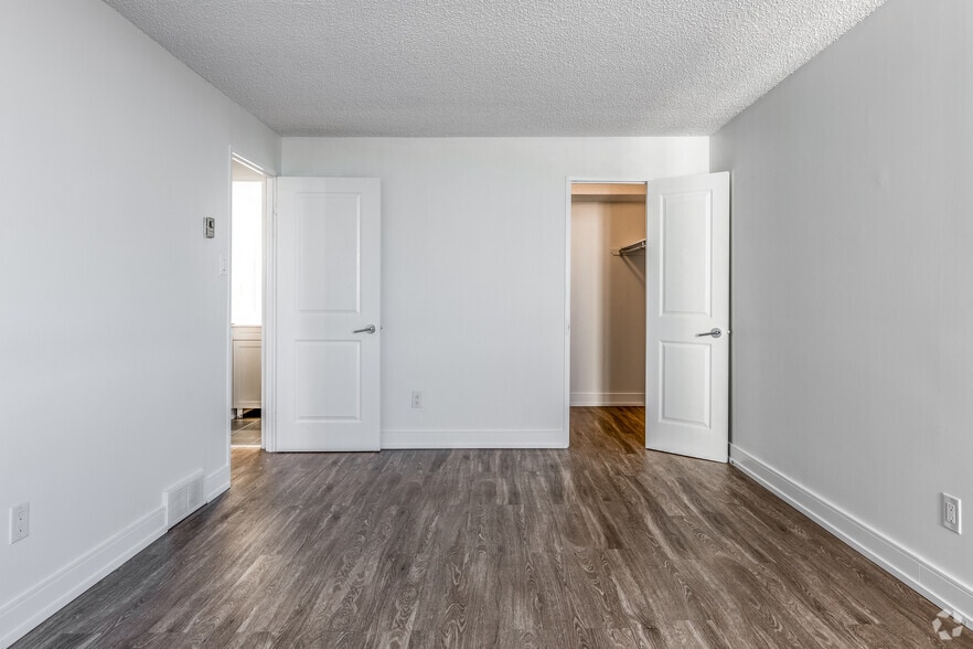 More Photos Of 340 Colborne St, London Apartments For Lease