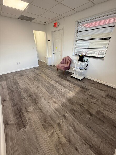 More Photos Of 4485-4491 Stirling Rd, Davie Office Residential For Lease