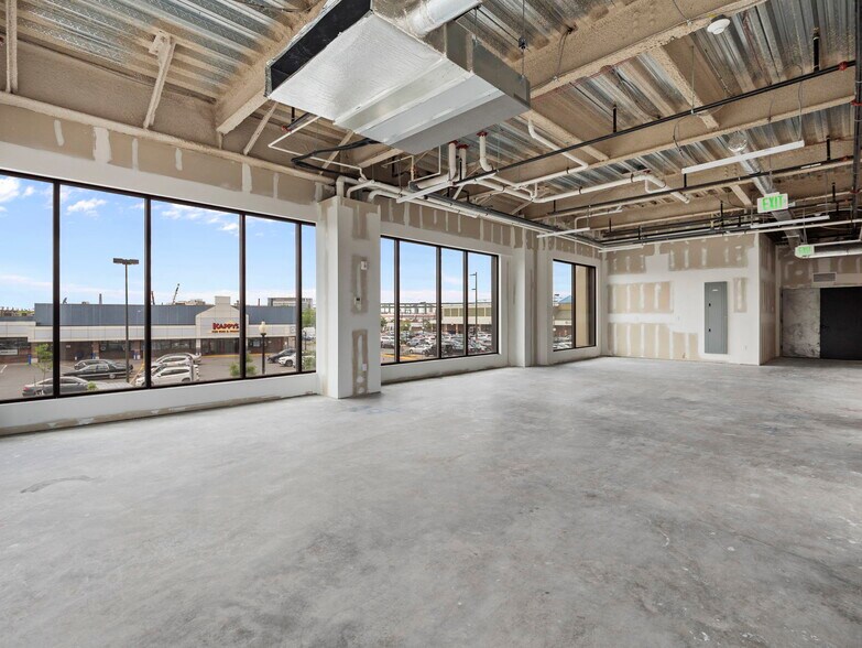 More Photos Of 40 William Kelly Sq, Boston Storefront Retail Office For Lease