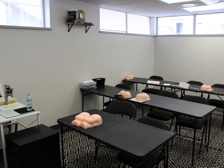 More Photos Of 525 E Division St, Fond Du Lac Medical For Sale