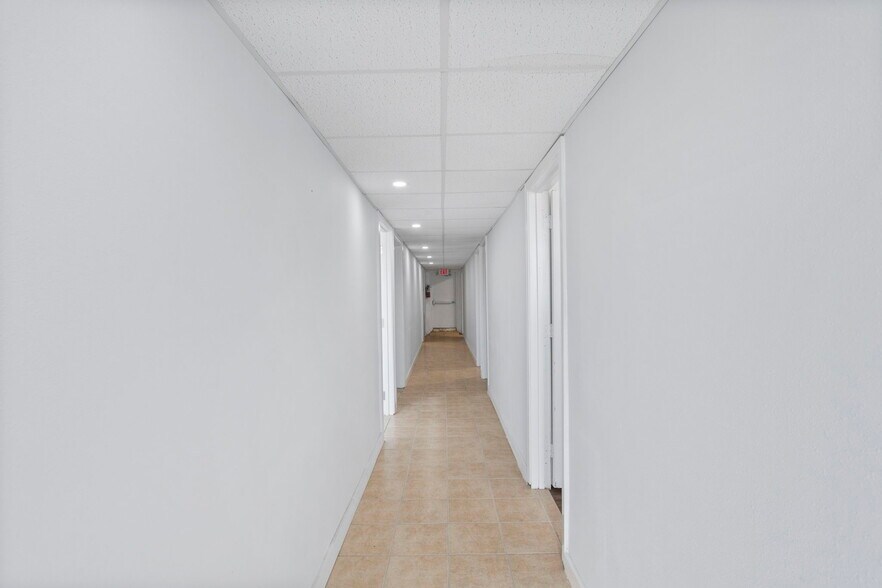 More Photos Of 409 Scott St, Lake Charles Bank For Sale