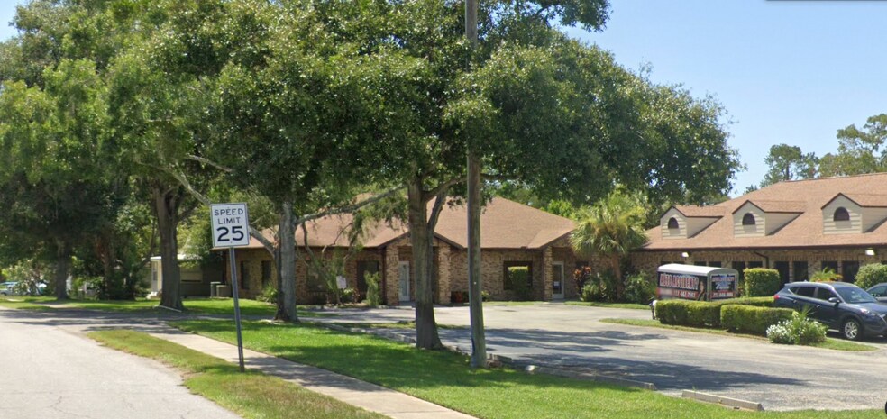 More Photos Of 5939 Virginia, New Port Richey Medical For Sale