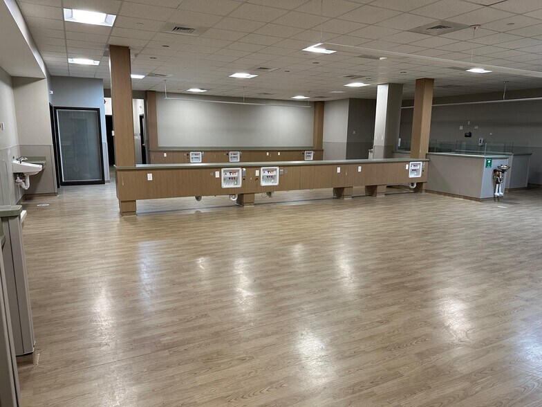 More Photos Of 112 Main St, Norwalk Medical For Lease