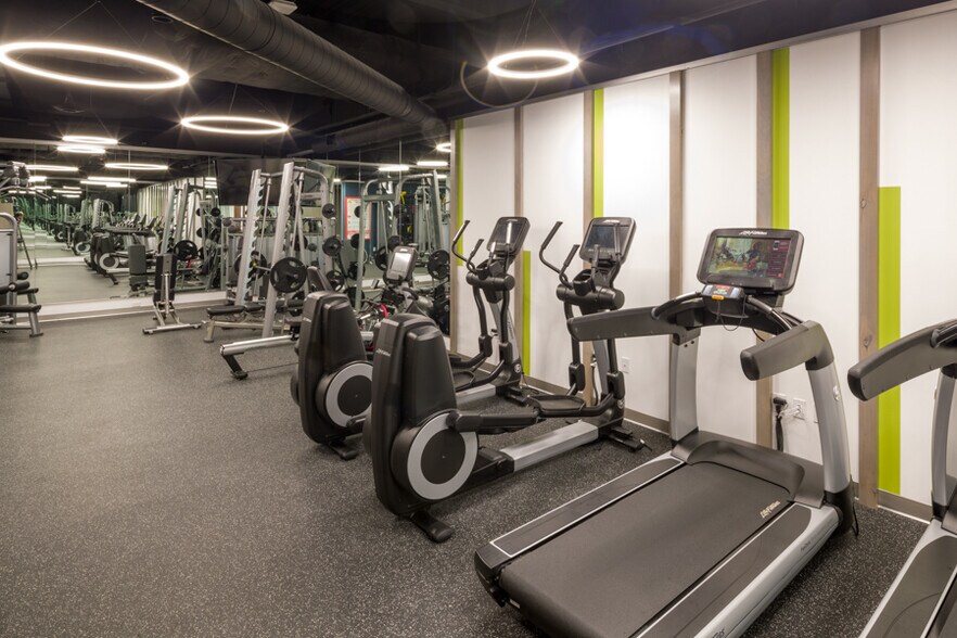 More Photos Of 25700 Interstate 45, Spring Office For Lease