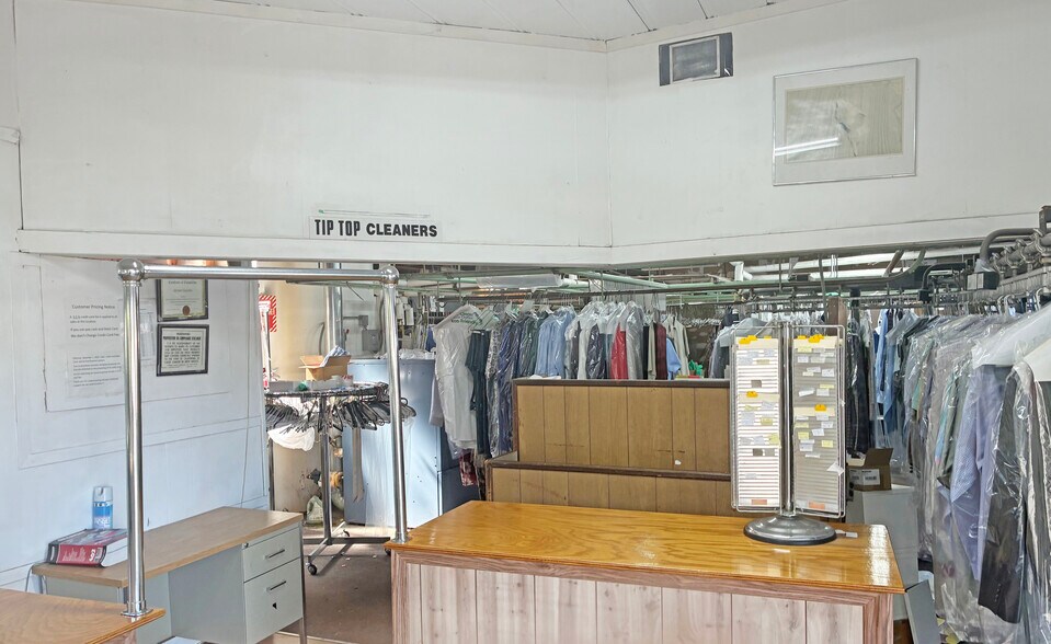 More Photos Of , Cotati General Retail For Sale