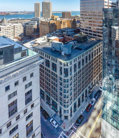 More Photos Of 2 Oliver St, Boston Office For Lease