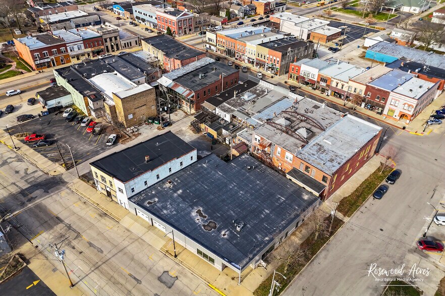 More Photos Of 124 E River St, Momence Warehouse For Sale