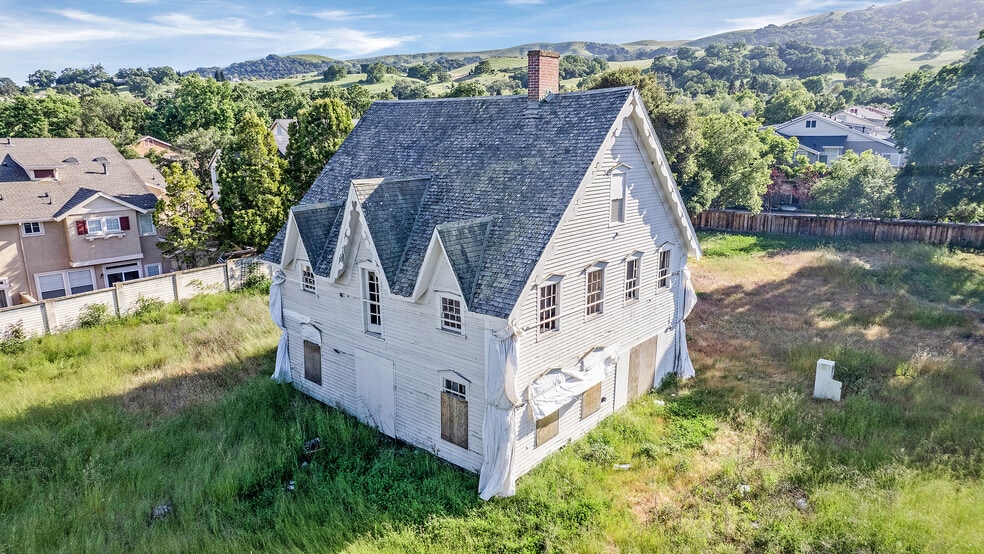 More Photos Of 19251 San Ramon Valley Blvd, San Ramon Assisted Living For Sale