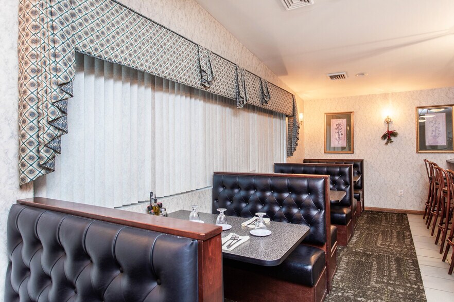 More Photos Of 126 Mariaville Rd, Schenectady General Retail For Sale