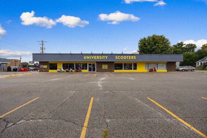 More Photos Of , Iowa City General Retail For Sale