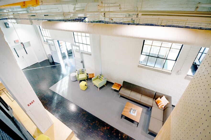 More Photos Of 950 S 10th St, Omaha Office For Lease
