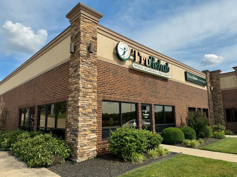 More Photos Of 12201 N Highway 41, Evansville Unknown For Lease