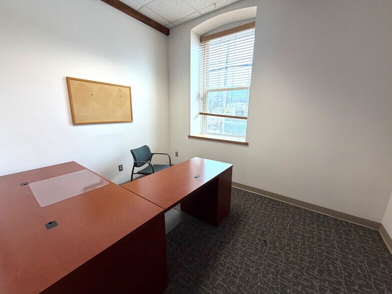 More Photos Of 22 S 2nd St, Emmaus Loft Creative Space For Lease