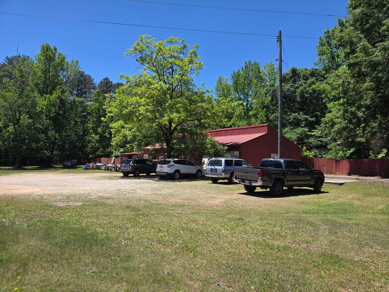 More Photos Of 5531 Macon Hwy, Bishop General Retail For Sale
