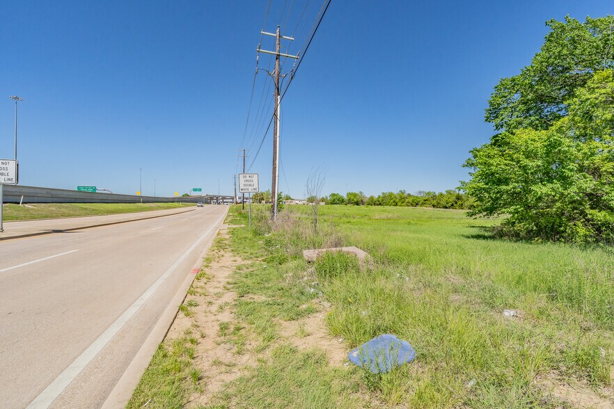 More Photos Of 1200 - 1300 State Highway 161, Grand Prairie Land For Sale