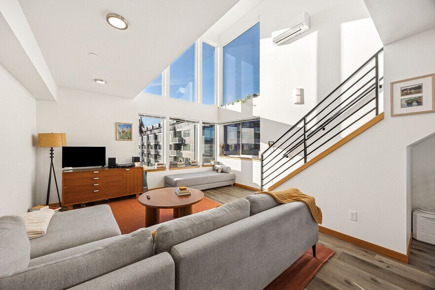 More Photos Of 2226 NW 58th St, Seattle Apartments For Sale