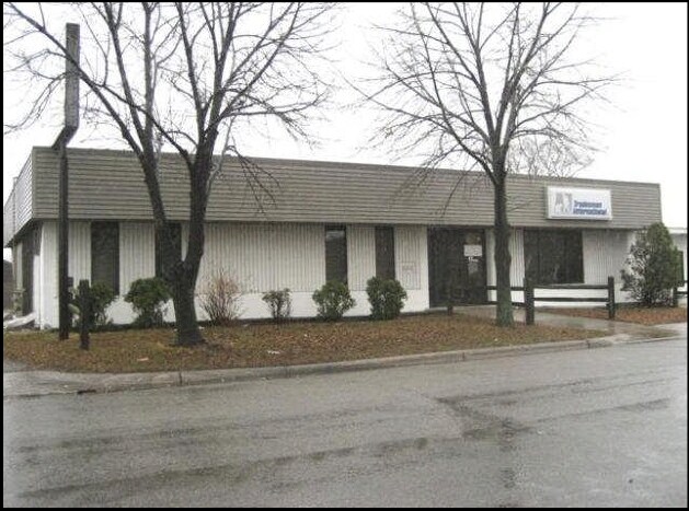 More Photos Of 20 S 32nd Ave S, Saint Cloud Office For Sale