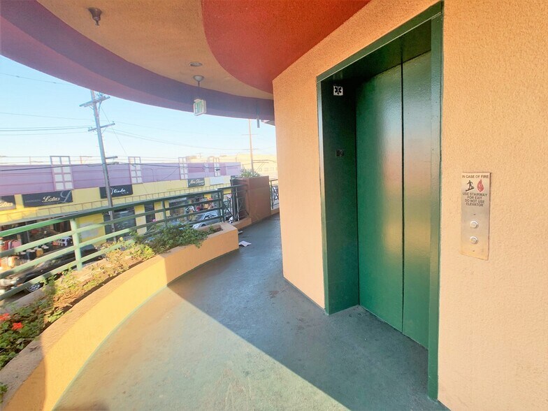 More Photos Of 1100 Wall St, Los Angeles General Retail For Lease